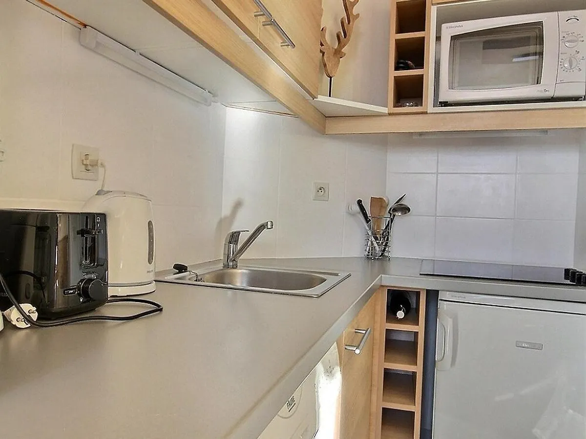 Studio Cabine 4 Pers, Balcon, Proche Pistes Et Commerces - Fr-1-455-183 La Plagne-Tarentaise 0*,  France